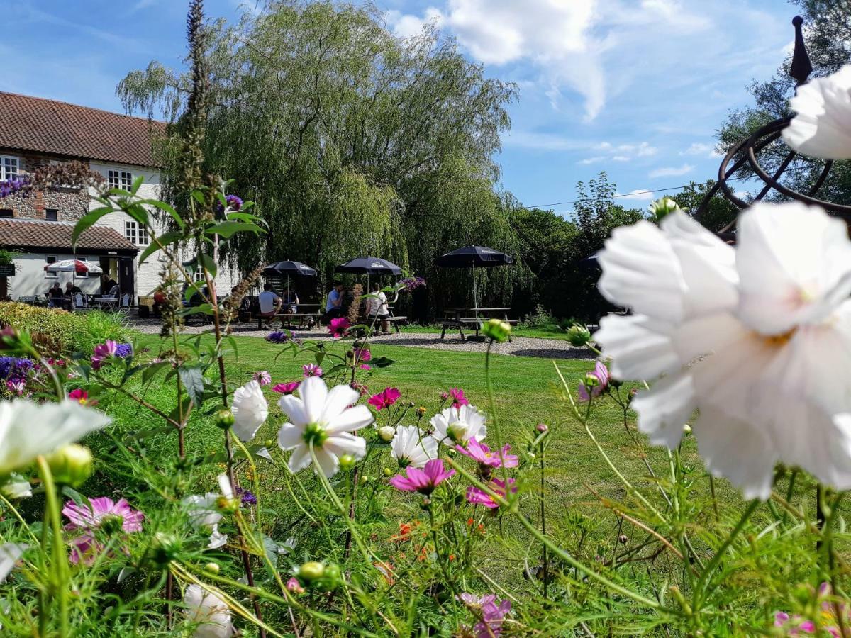 Sculthorpe Mill Hotel Fakenham Exterior photo